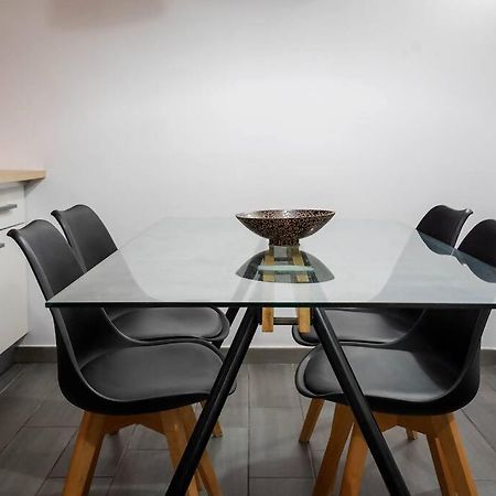 Apartamento El Castuo Centro Historico Con Parking Caces Exterior foto