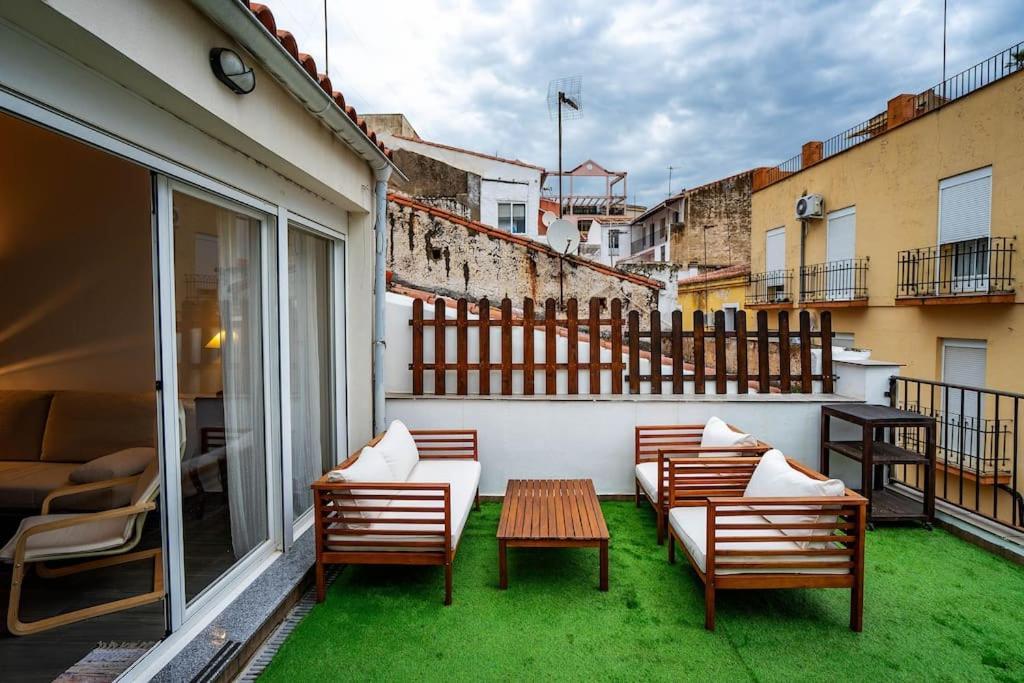 Apartamento El Castuo Centro Historico Con Parking Caces Exterior foto
